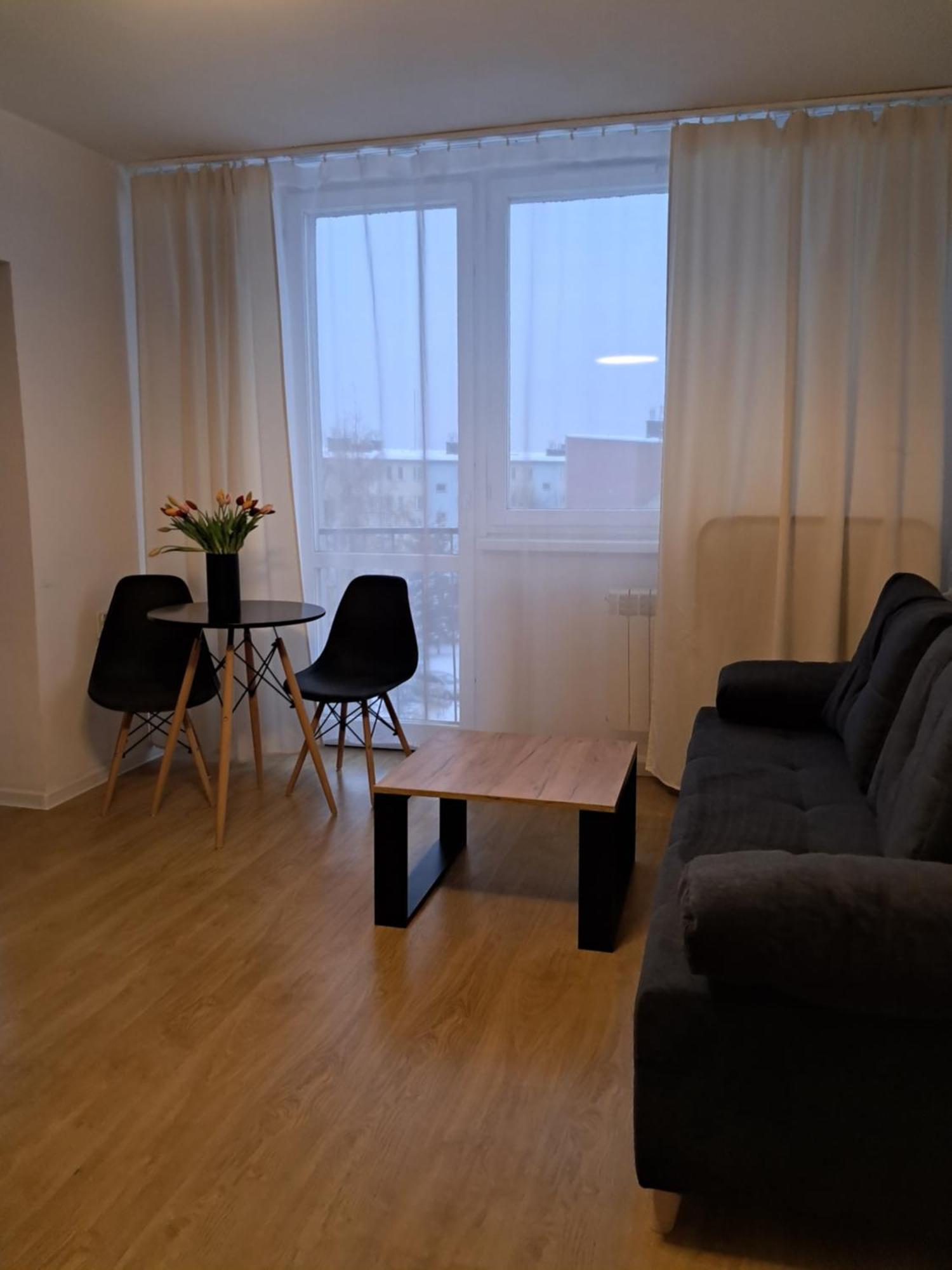 Kawalerka 28M Salon Z Kuchnia Centrum Nowy Sacz Exterior photo
